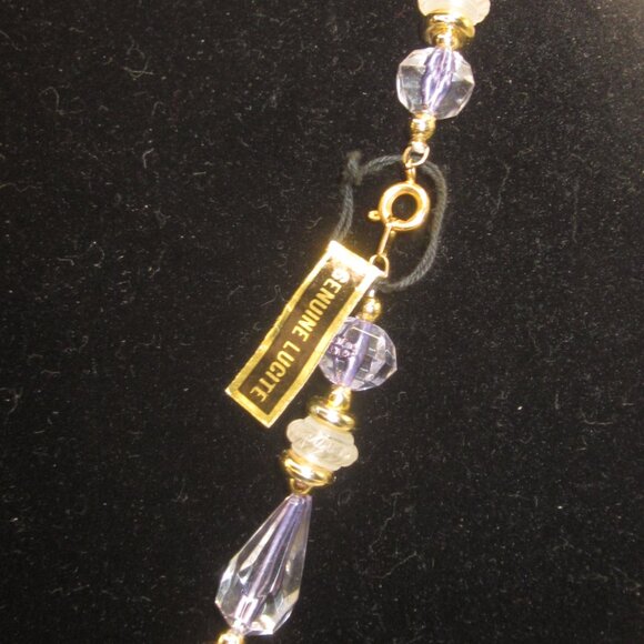 Vintage Lucite Necklace - Picture 4 of 4